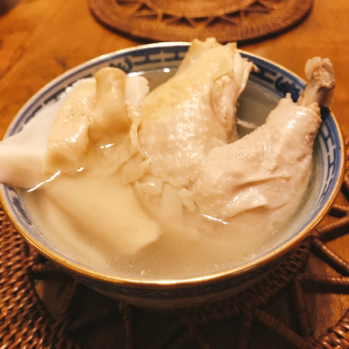 Double-Boiled Fish Maw with Chicken & Herbs